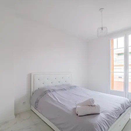 Appartement J *