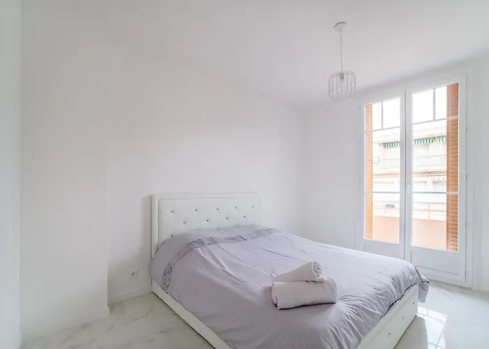 Appartement J *
